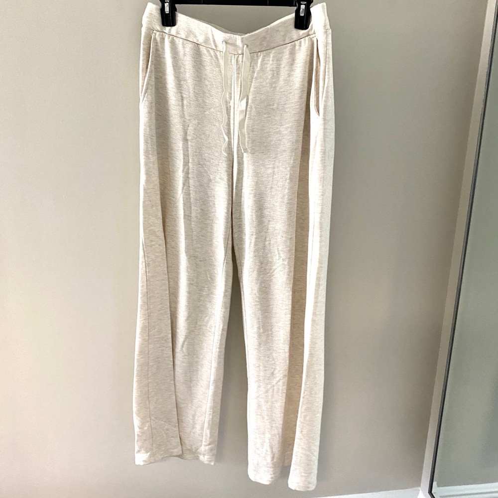 Lou & Grey Signature Softblend Wide Leg Sweat Pant